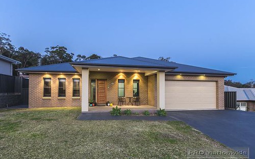 29 Hooghly Avenue, Cameron Park NSW
