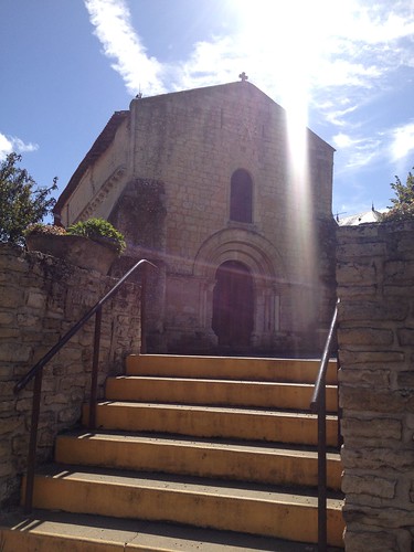 Une église sous le soleil