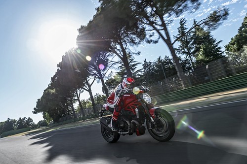 Ducati Monster 1200R