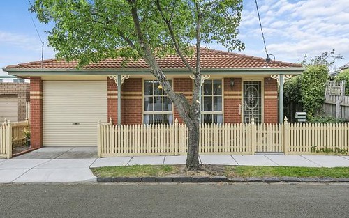 4 Meaney St, Elsternwick VIC 3185