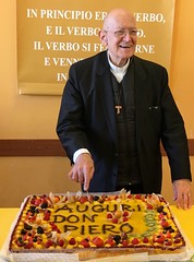 30.10.2016 rinfresco per don Piero_2 • <a style="font-size:0.8em;" href="http://www.flickr.com/photos/82334474@N06/31441360875/" target="_blank">View on Flickr</a>