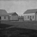 Hudson's Bay Co. buildings, Fort Norman, Northwest Territories / Des bâtiments de la Compagnie de la Baie d’Hudson au fort Norman, dans les Territoires du Nord Ouest