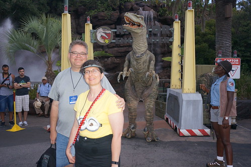 Tracey and Scott visit the Raptor Encounter • <a style="font-size:0.8em;" href="http://www.flickr.com/photos/28558260@N04/19902813583/" target="_blank">View on Flickr</a>