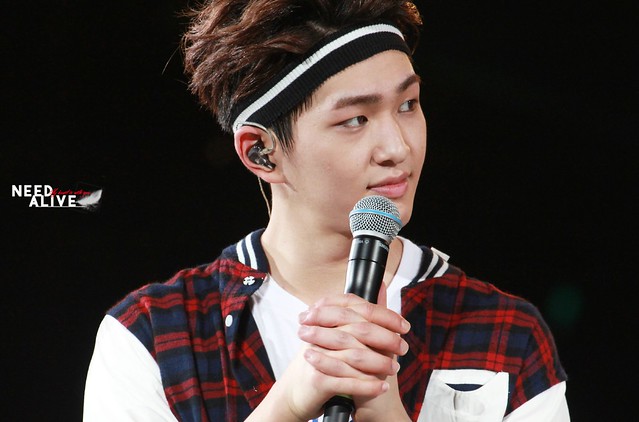 150816 Onew @ 'SHINee World Concert IV in Taipei' 21129117361_8e08694a12_z