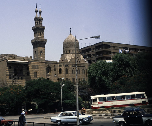 Ägypten 1983 (17b) Kairo: Qanibay al Ramah Moschee • <a style="font-size:0.8em;" href="http://www.flickr.com/photos/69570948@N04/22976976252/" target="_blank">Auf Flickr ansehen</a>