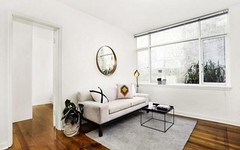 2/4 Witchwood Close, South Yarra VIC
