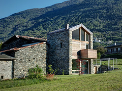 Дом на древних руинах в Италии SV House от Рокко Борромини