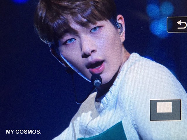 151125 Onew @ MBN Hero Concert 22689050883_0ab1a6f2fb_z