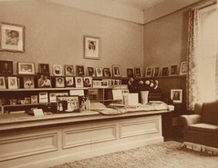 Downey Photographic Studio, Interior