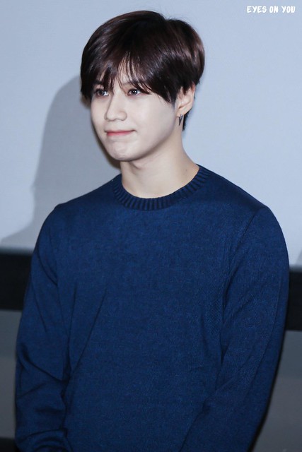 150826 Taemin @ 'SMTOWN The Stage - Greeting' 21529992523_dc894280b7_z