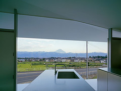 A house в Японии от Kubota Architect Atelier