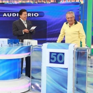 Carlos Alberto comenta jeito de Silvio Santos: "Peça aumento para ver"