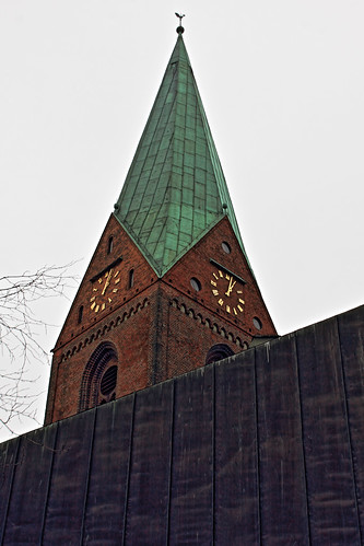 Nikolaikirche (HDR) (1) • <a style="font-size:0.8em;" href="http://www.flickr.com/photos/69570948@N04/23678534792/" target="_blank">Auf Flickr ansehen</a>