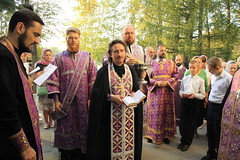 Освящение обновлённого креста в праздник Крестовоздвижения