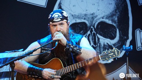 044An Evening With ZAKK WYLDE - Special Acoustic Performance