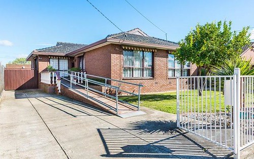 75 Mulhall Dr, St Albans VIC 3021