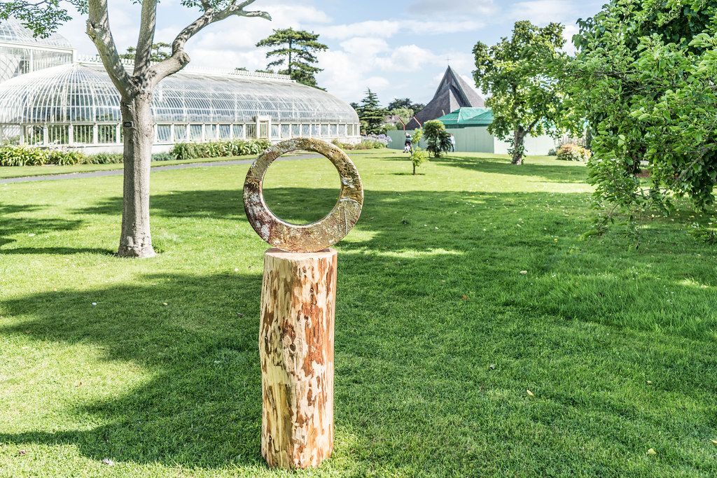 SCULPTURE IN CONTEXT 2015 AT THE NATIONAL BOTANIC GARDENS [UNOFFICIAL PREVIEW] REF-107344