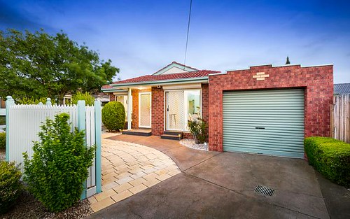1/4 Grovedale Ct, Clayton VIC 3168