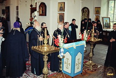 09. Visiting of temples and Sketes of Svyatogorsk Lavra by the Primate of the Ukrainian Orthodox Church / Посещение Покровского храма. 8 сентября 2000 г