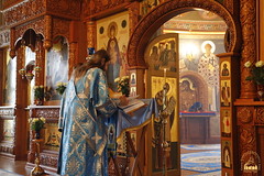5. The Divine Liturgy in the Church of the Protection of the Mother of God / Божественная литургия в Покровском храме