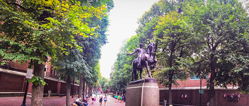Paul Revere statue by the Old North Church. • <a style="font-size:0.8em;" href="http://www.flickr.com/photos/96277117@N00/30049305472/" target="_blank">View on Flickr</a>
