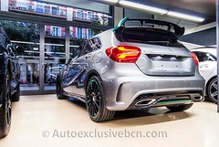 Mercedes -Benz Clase A 250 Motorsport PETRONAS Edition - Mod.2016 - 218 c.v - Gris Montaña