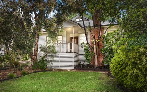 16 Vasey Concourse, Ringwood East VIC 3135