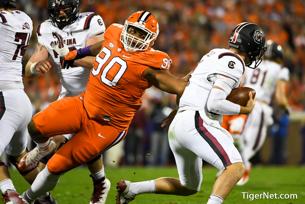 Clemson Football Photo of Dexter Lawrence and South Carolina