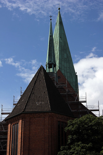 Nikolaikirche Kiel (01) • <a style="font-size:0.8em;" href="http://www.flickr.com/photos/69570948@N04/20876435855/" target="_blank">Auf Flickr ansehen</a>
