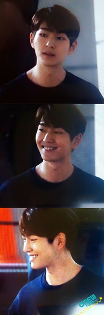 151017 Onew @ 'The Story by Jonghyun' 22250892145_54143ae396_z