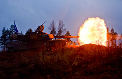 Anglų lietuvių žodynas. Žodis land-force(s) reiškia n (pl) kar. sausumos kariuomenė lietuviškai.