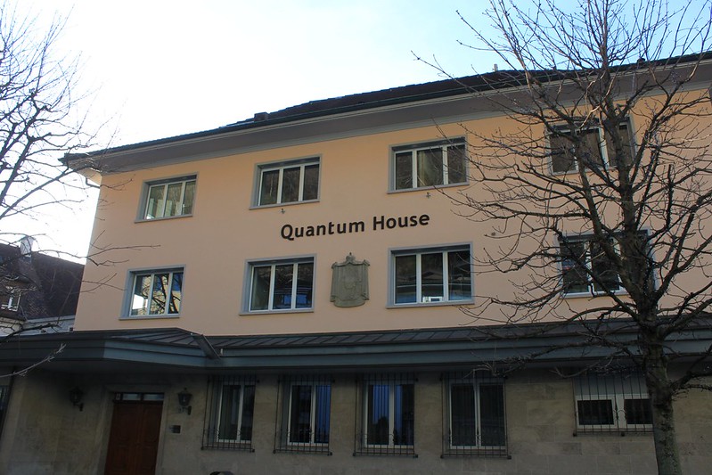 Quantum House<br/>© <a href="https://flickr.com/people/87974483@N02" target="_blank" rel="nofollow">87974483@N02</a> (<a href="https://flickr.com/photo.gne?id=23453509933" target="_blank" rel="nofollow">Flickr</a>)