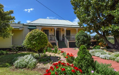 311 South St, Harristown QLD 4350