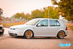MK4 & Polo 6N2 • <a style="font-size:0.8em;" href="http://www.flickr.com/photos/54523206@N03/23332884665/" target="_blank">View on Flickr</a>